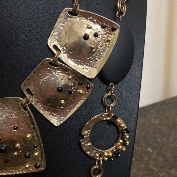 TWO Necklaces + Earrings - Picture 6 of 8